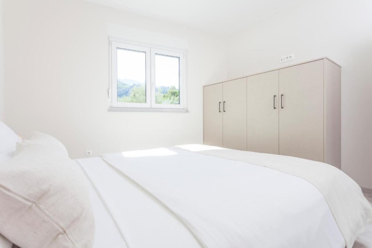 Tinel Boutique Apartment Promajna Exteriér fotografie