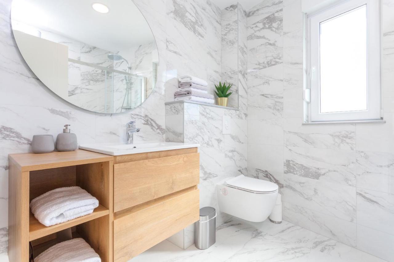 Tinel Boutique Apartment Promajna Exteriér fotografie